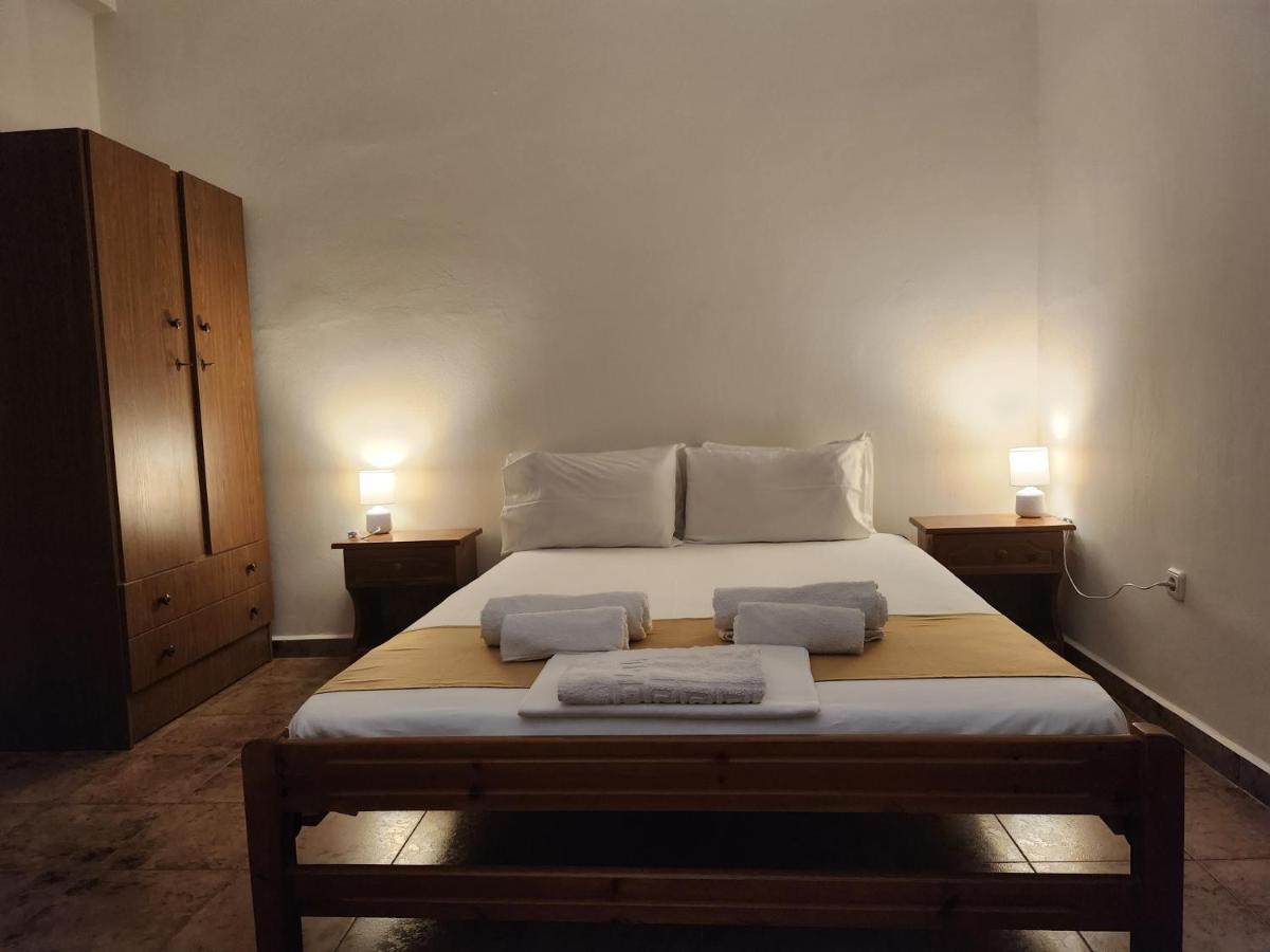 Theodorou Hotel อาโซลิมโนส ภายนอก รูปภาพ